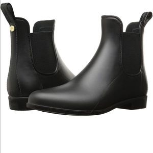 Women’s Sam Edelman black rain boots sz 8